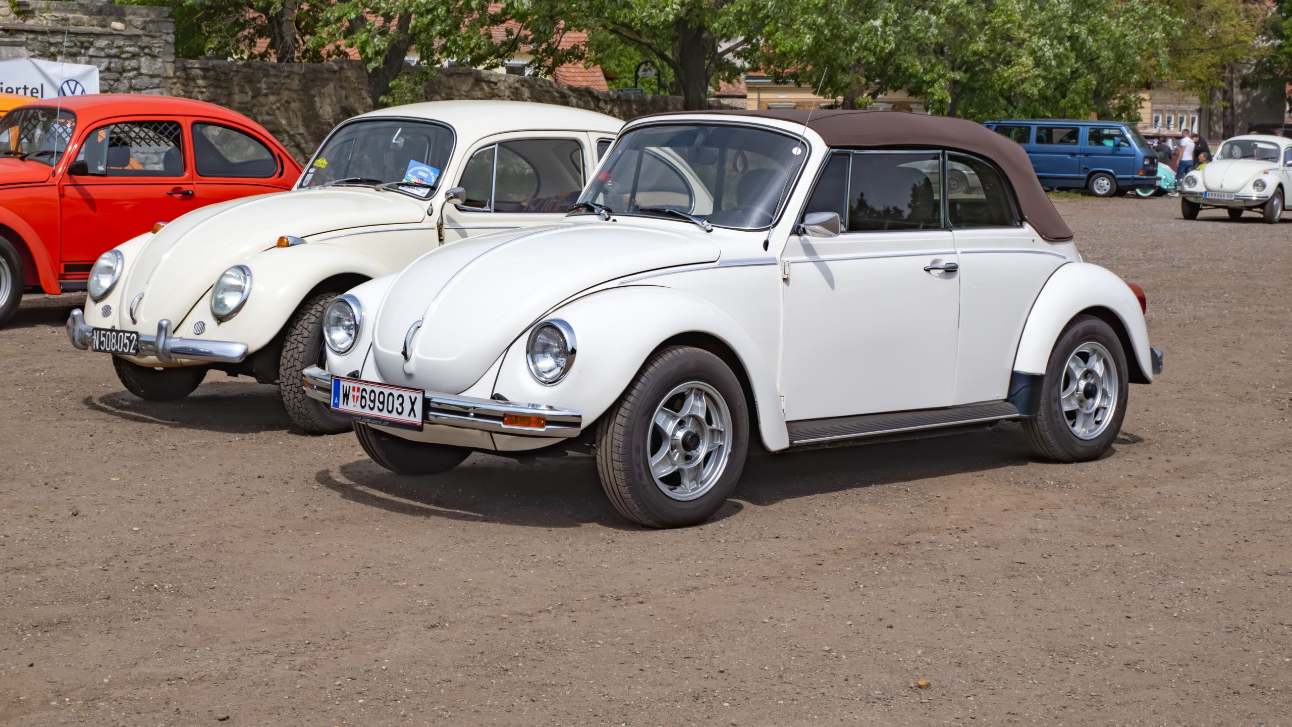 VOLKSWAGEN